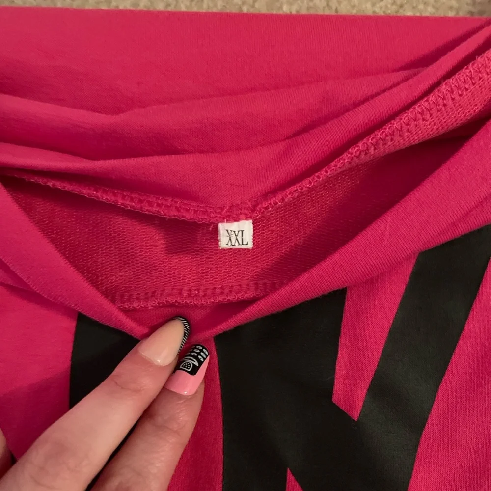 Sweater - Picture 2 of 4